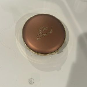 Too faced milk chocolate matte bronzer